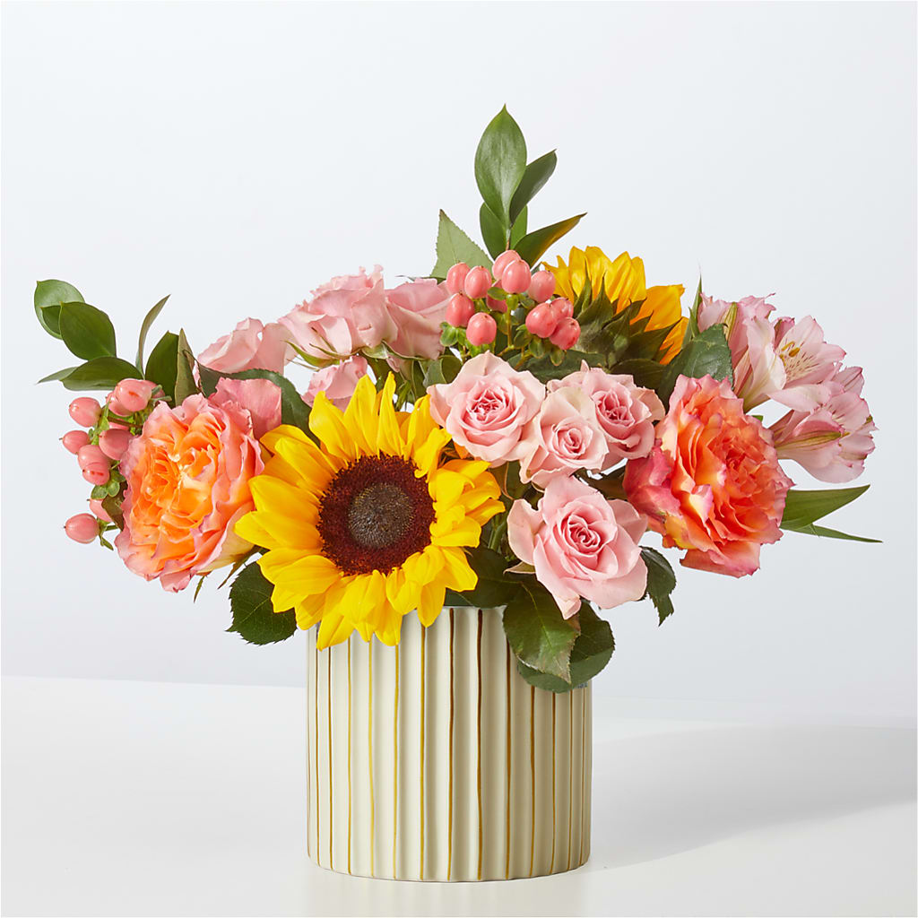 Sun's Out Bouquet – JANIE'S COUNTRY GALLERY FLORIST, Bristol VA