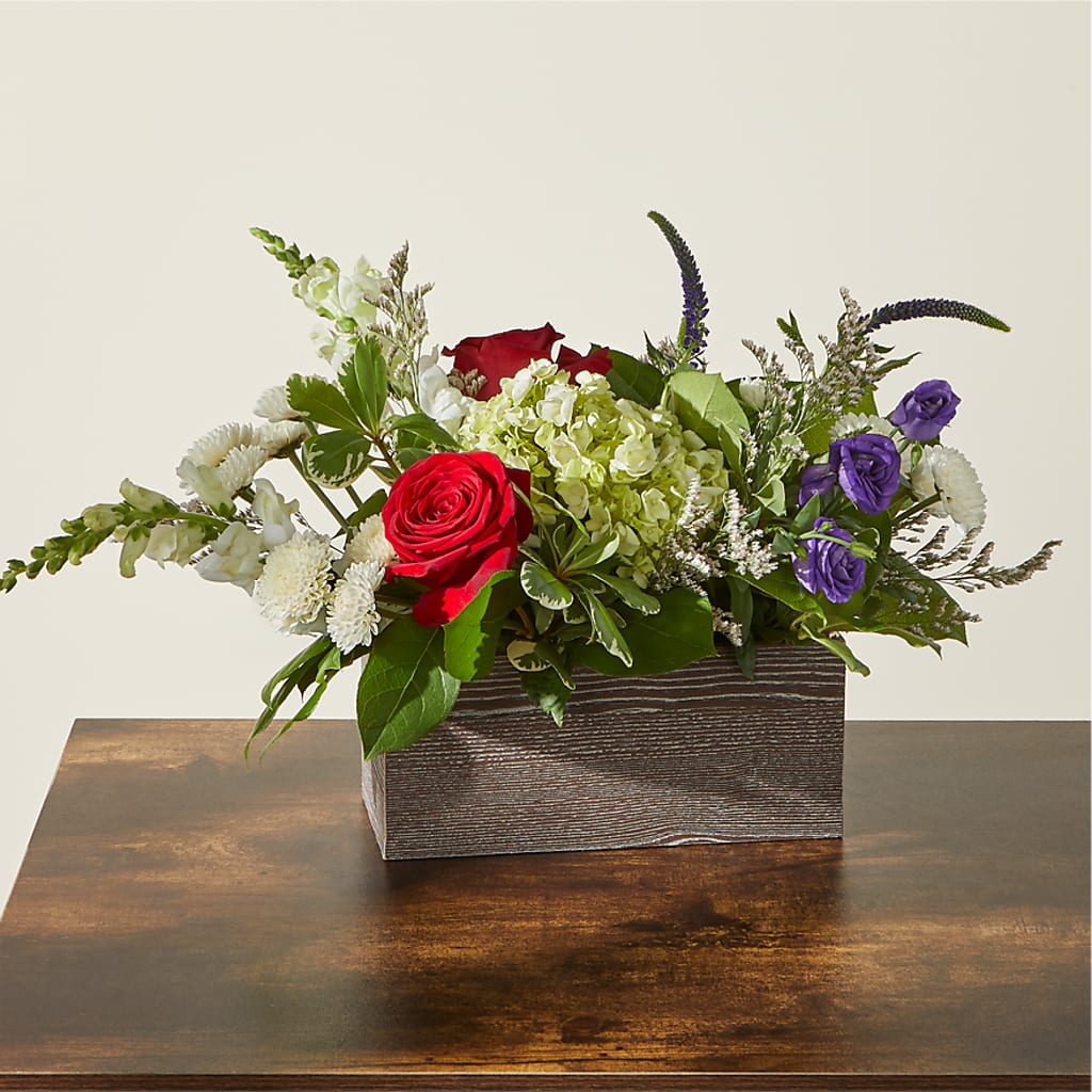 Sweet Magnolia Bouquet – JANIE'S COUNTRY GALLERY FLORIST, Bristol VA