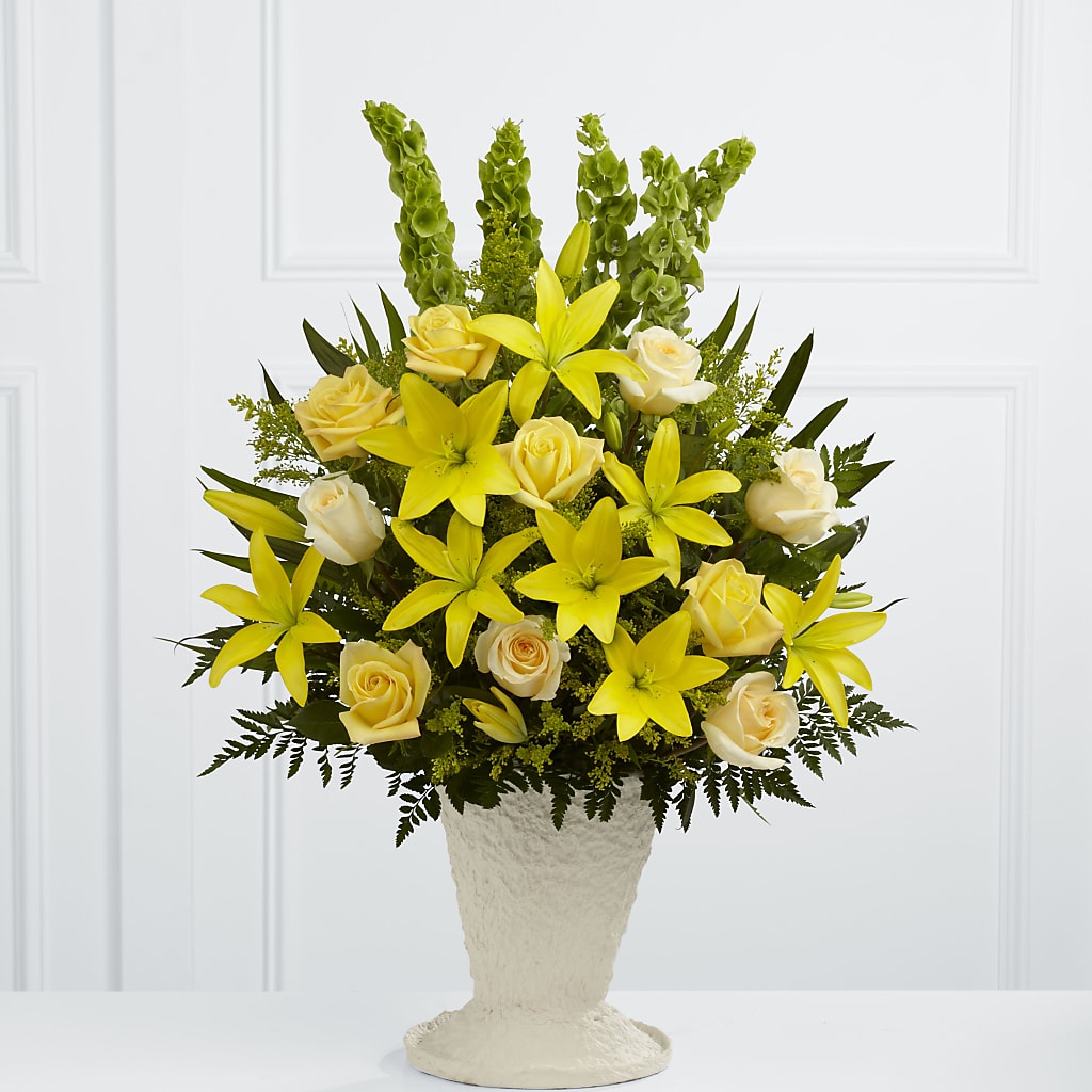 Golden Memories Arrangement – JANIE'S COUNTRY GALLERY FLORIST, Bristol VA