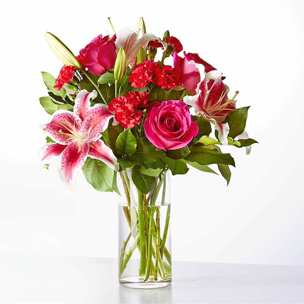 Love at First Sight Bouquet – JANIE'S COUNTRY GALLERY FLORIST, Bristol VA