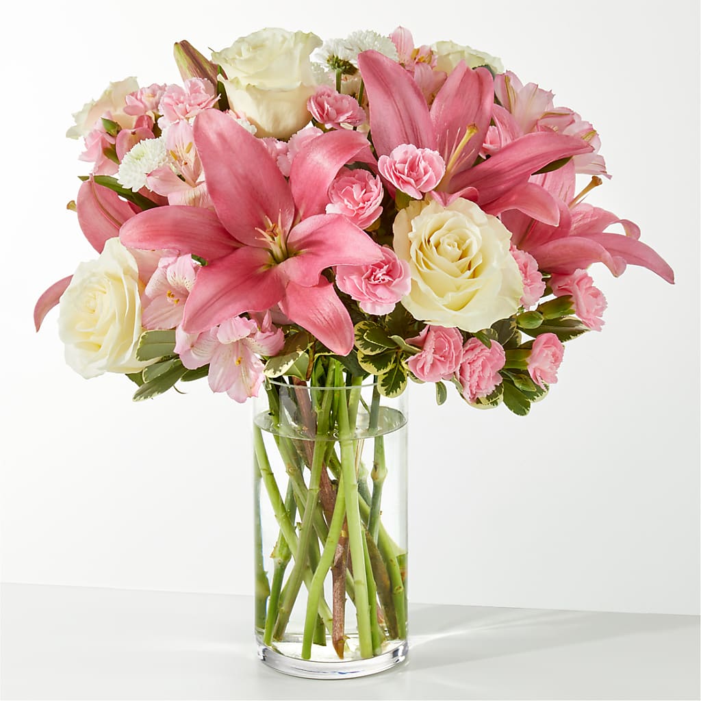 Piece of Cake Bouquet – JANIE'S COUNTRY GALLERY FLORIST, Bristol VA