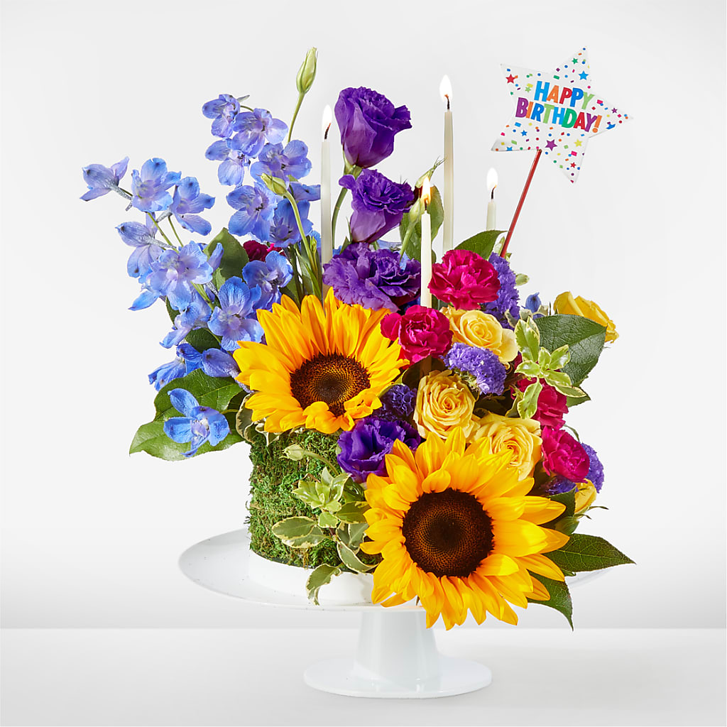 Star of the Day Floral Cake – JANIE'S COUNTRY GALLERY FLORIST, Bristol VA
