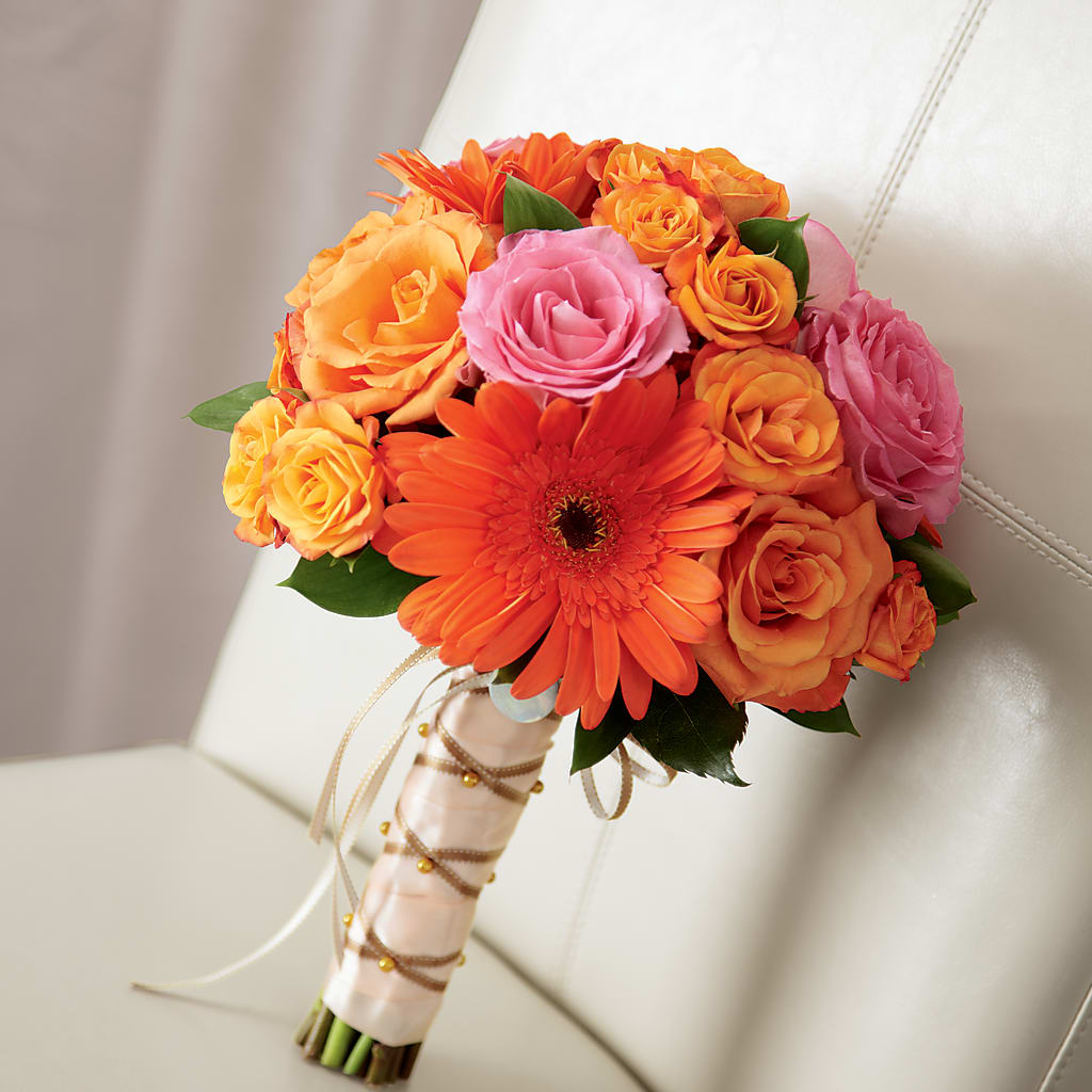 Lifetime of Love Bouquet – JANIE'S COUNTRY GALLERY FLORIST, Bristol VA