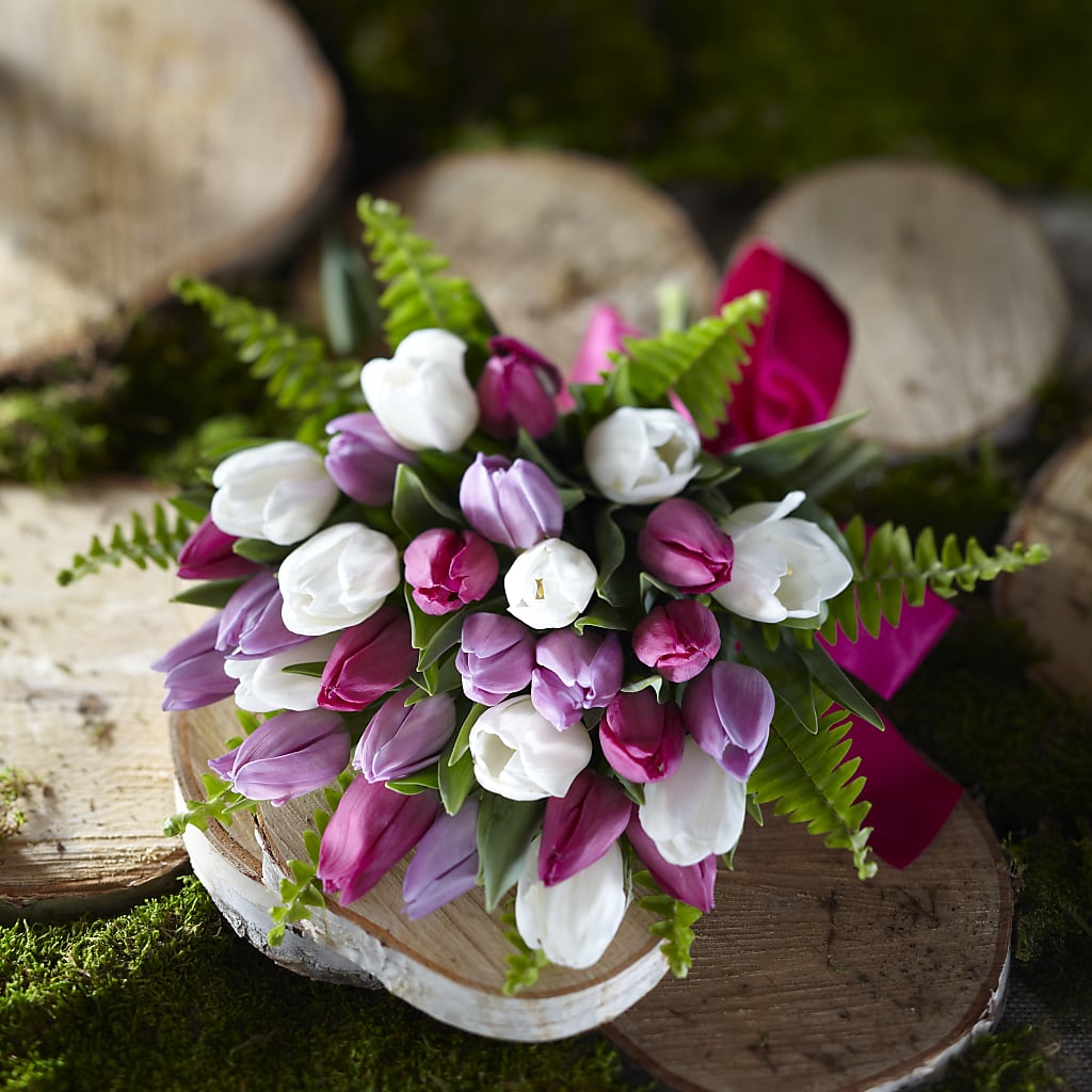 Steal My Heart Bouquet – JANIE'S COUNTRY GALLERY FLORIST, Bristol VA