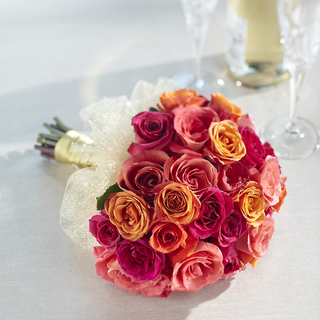 Sweet Roses Bouquet – JANIE'S COUNTRY GALLERY FLORIST, Bristol VA