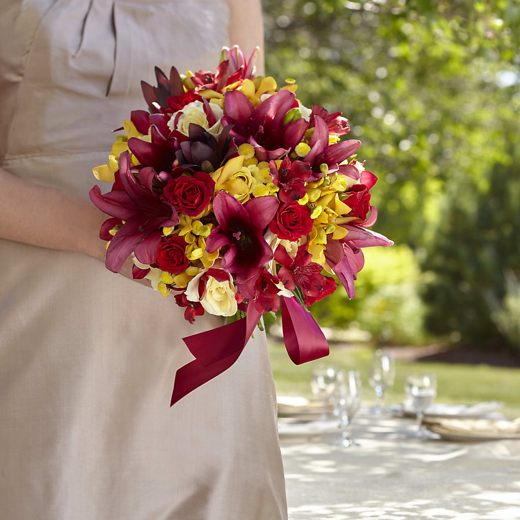 Sunningdale Bouquet – JANIE'S COUNTRY GALLERY FLORIST, Bristol VA