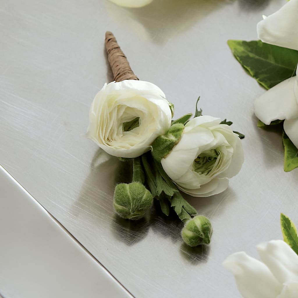 White Ranunculus Boutonniere – JANIE'S COUNTRY GALLERY FLORIST, Bristol VA