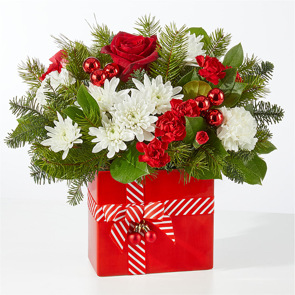 Presents Under the Tree Bouquet – JANIE'S COUNTRY GALLERY FLORIST, Bristol VA