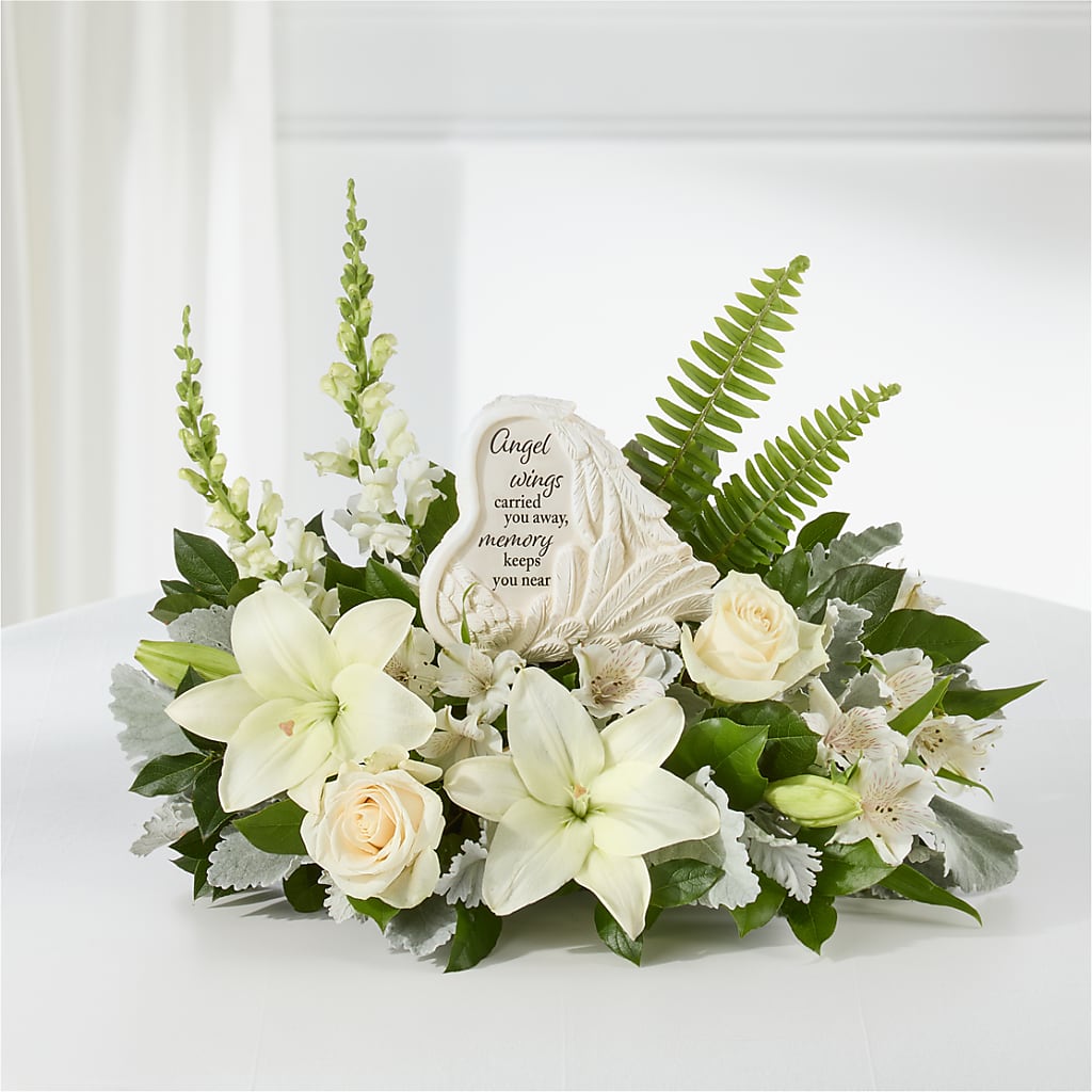 Holding You Close Arrangement – JANIE'S COUNTRY GALLERY FLORIST, Bristol VA