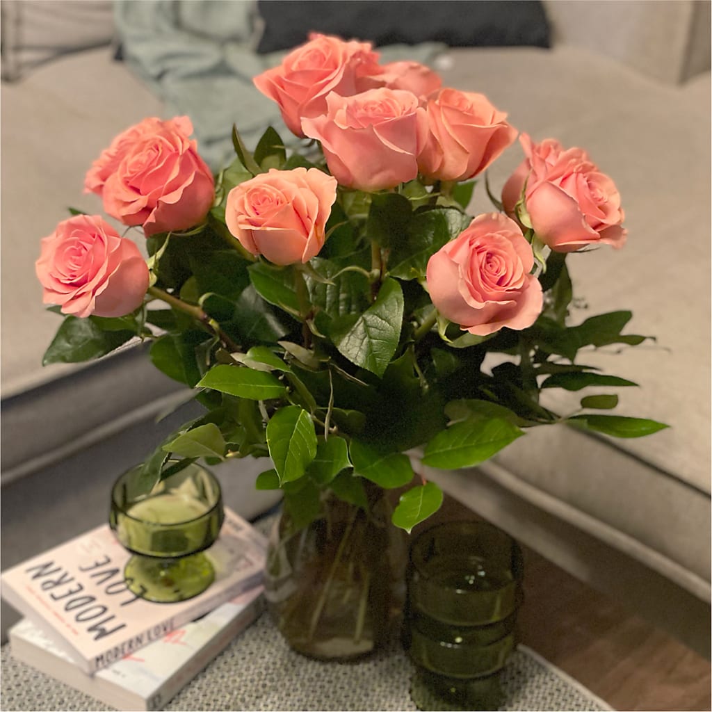 Long Stem Pink Rose Bouquet – JANIE'S COUNTRY GALLERY FLORIST, Bristol VA