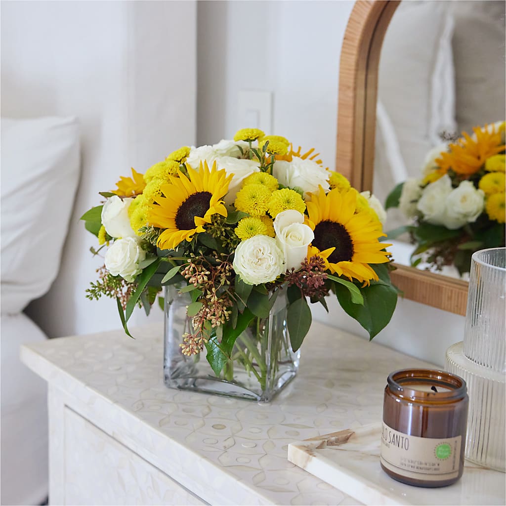 Luminous Morning Bouquet – JANIE'S COUNTRY GALLERY FLORIST, Bristol VA