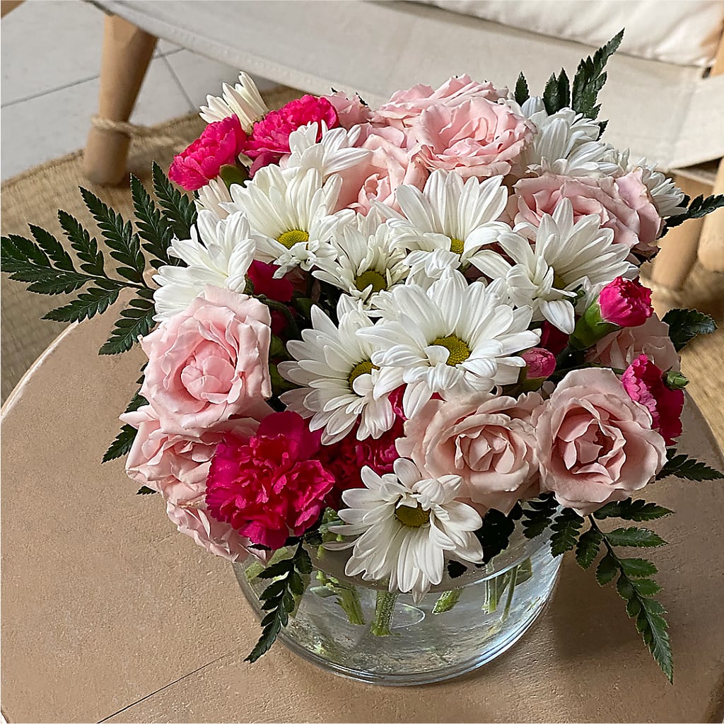 Sweet Surprises® Bouquet – JANIE'S COUNTRY GALLERY FLORIST, Bristol VA