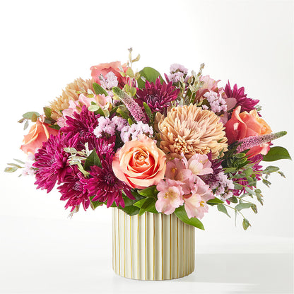 Berry Cobbler Bouquet with Ivory Vase – JANIE'S COUNTRY GALLERY FLORIST, Bristol VA