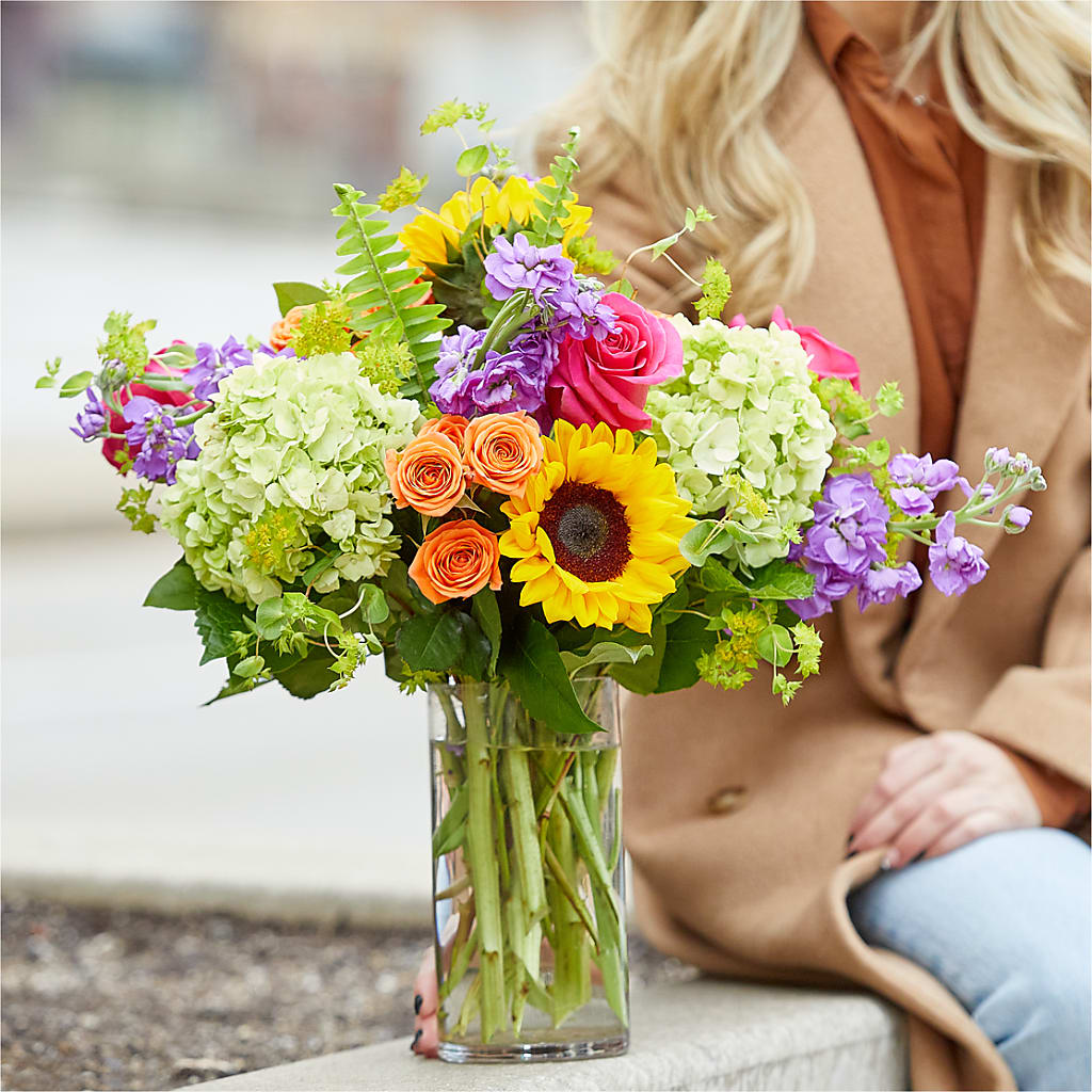 Vibrant Greetings Bouquet – JANIE'S COUNTRY GALLERY FLORIST, Bristol VA