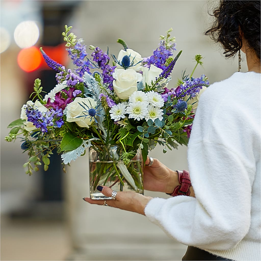 Shooting Star Bouquet – JANIE'S COUNTRY GALLERY FLORIST, Bristol VA